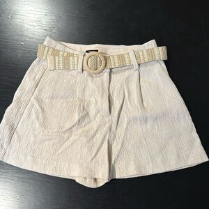 Express Stylist High Waisted Textured Belted Shorts size 2 women’s